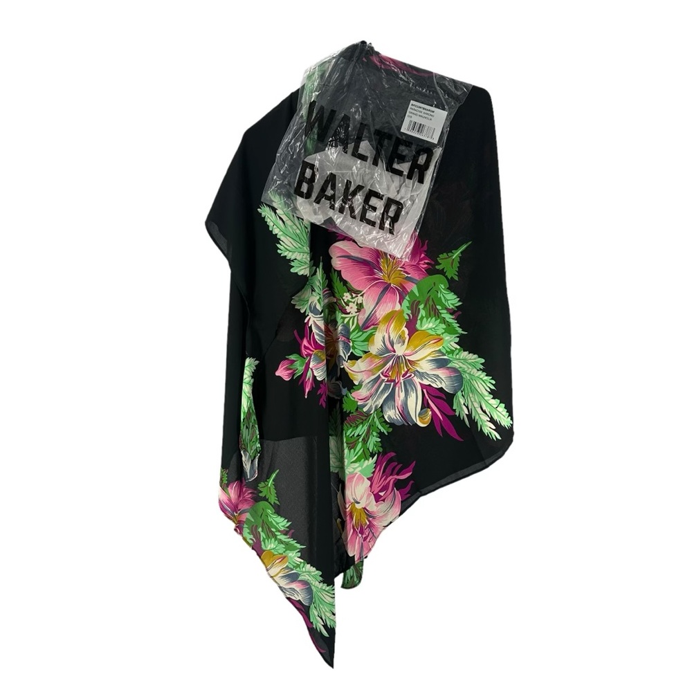 Walter Baker | NWT Corsica Sarong Grand Magnolia Cover Up Swim